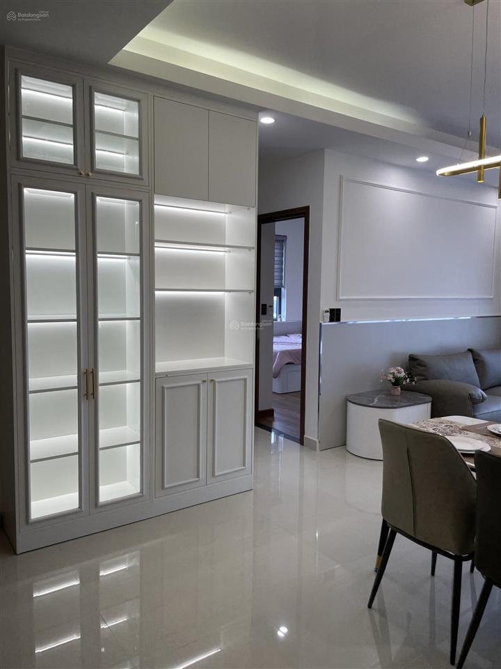 Căn góc 2 view q7 riverside 2pn 10tr full nội thất sang, xịn, mịn, mới 100%.  0969 790 ***
