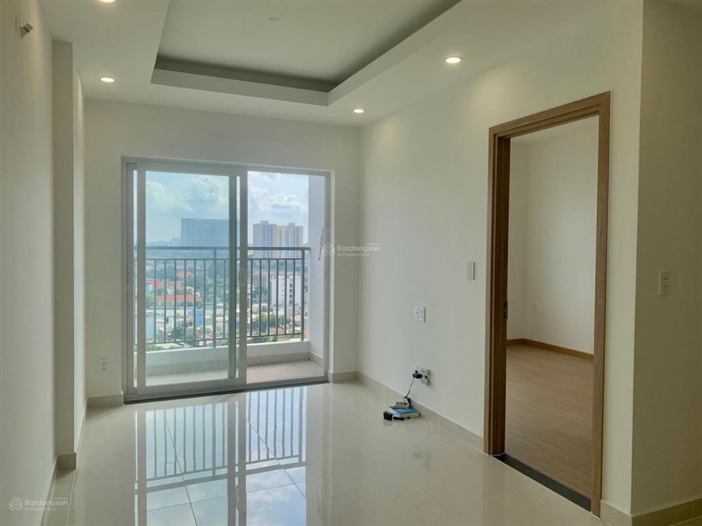 Cho thuê lavita charm 2pn  10tr, block a, b, c tặng bình giữ nhiệt & nón bảo hiểm