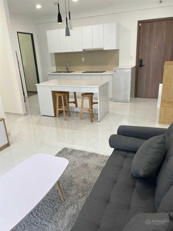 Precia có căn giá tốt, bán 2pn 2wc 5.9 tỷ sổ, view landmark, sẵn nội thất rất thiện chí 0911 850 ***