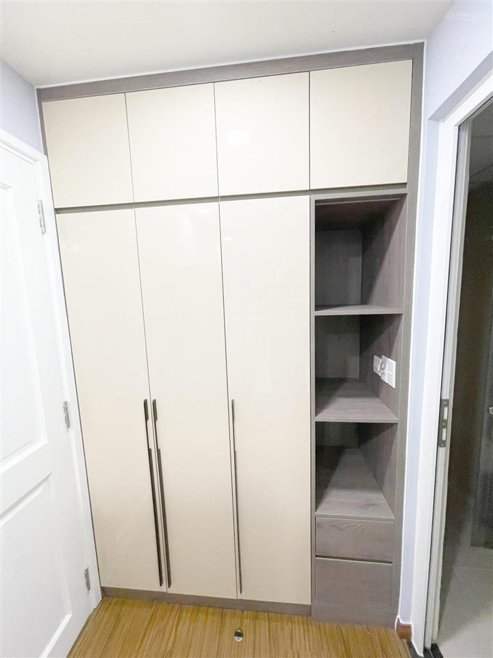 Chủ gửi bán căn hộ ngay trục đường phạm văn đồng,  0911 850 ***