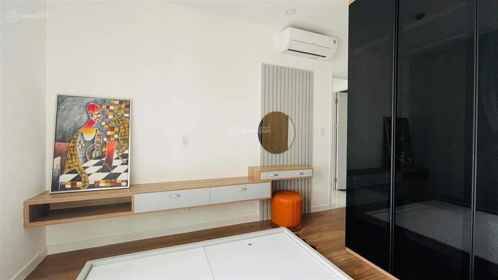 Em cho thuê ch dlusso 2pn 13tr/tháng, view sông thoáng mát. tặng kèm bình giữ nhiệt & nón bảo hiểm