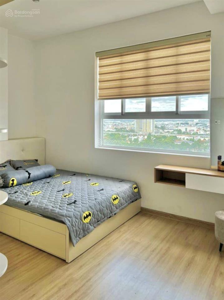 Hàng hiếm moonlight 3pn  89,28m2, căn góc giá chỉ 6.4 tỷ, full nội thất, có hđmb.  0911 850 ***