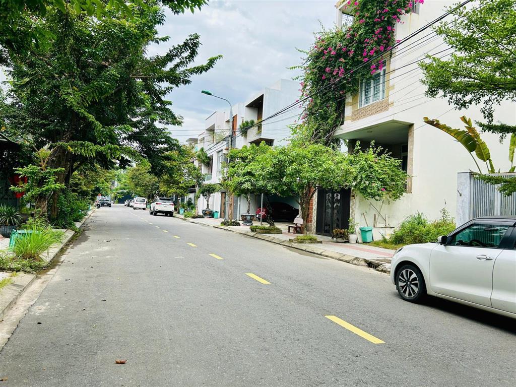 Đảo vip  trung lương 14, 100m2 tây bắc