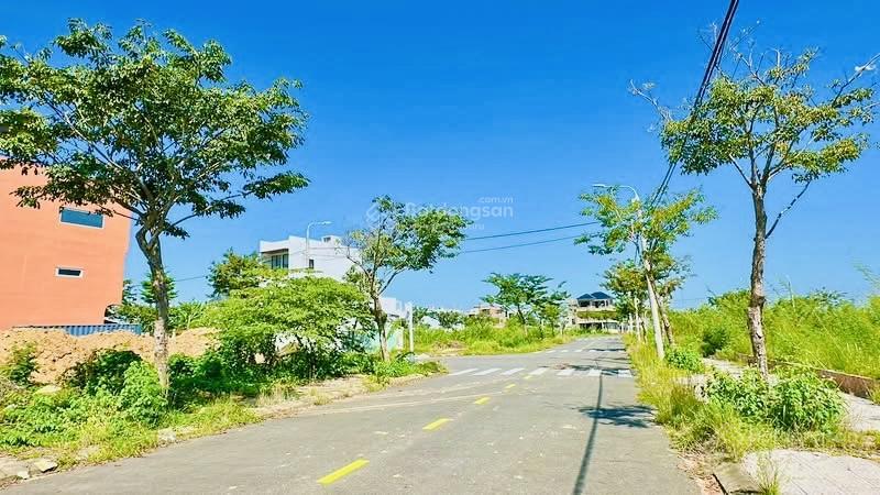200m2 biệt thự sát công viên đầm sen gần sông