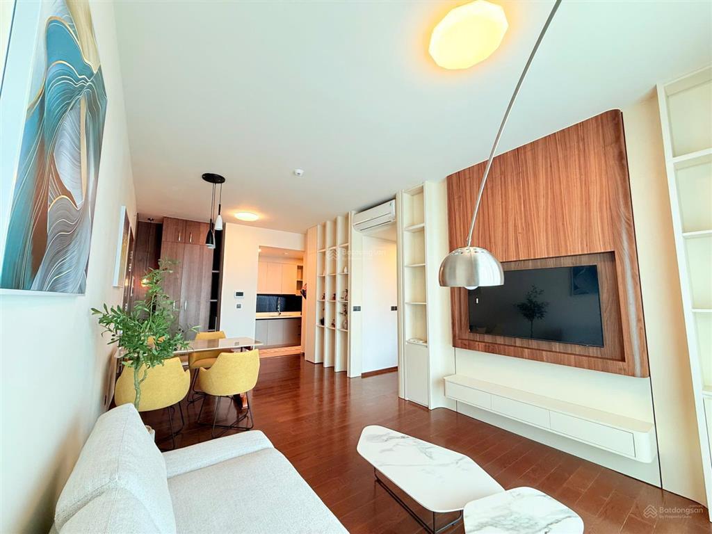 Cho thuê d'edge 2pn 37tr full nội thất giá tốt thị trường.  0902 705 *** thanh