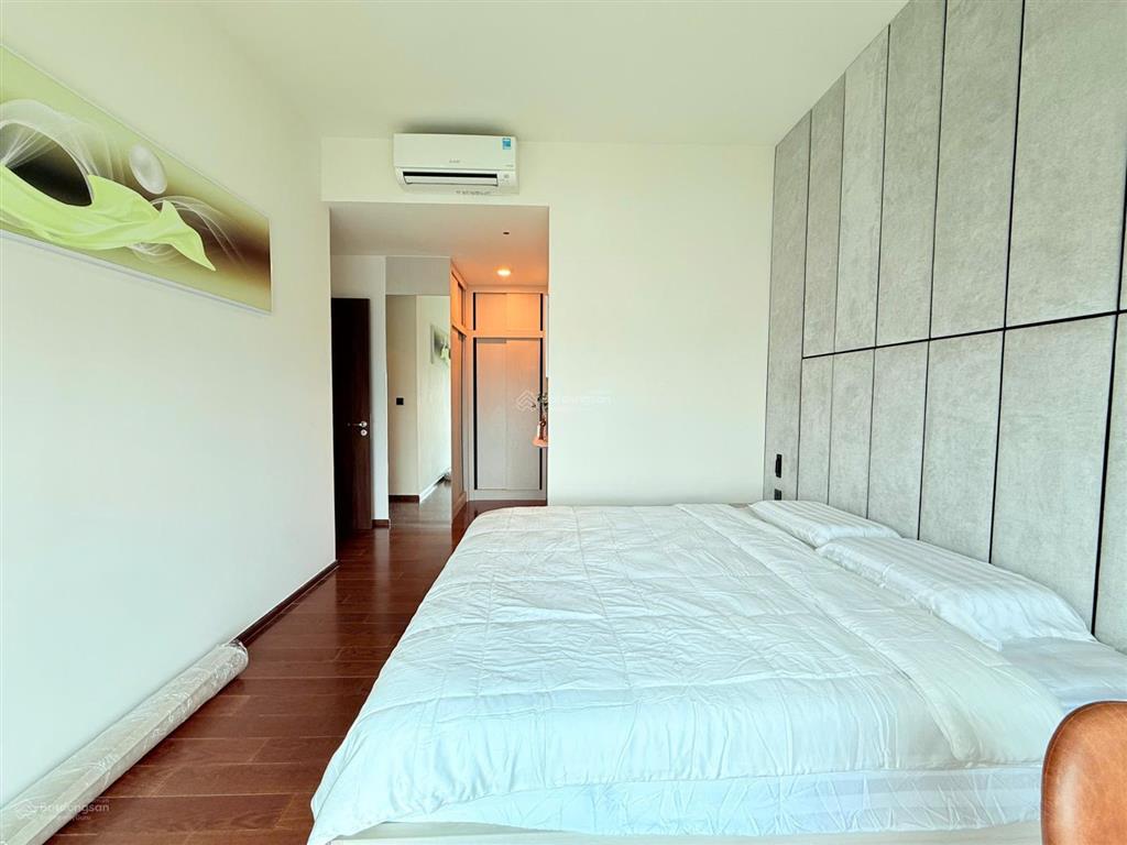 Cho thuê d'edge 2pn 37tr full nội thất giá tốt thị trường.  0902 705 *** thanh