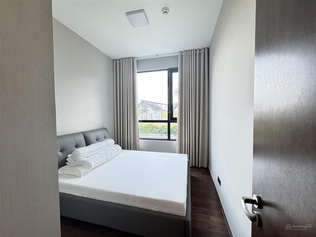 Cho thuê 3pn d'edge 144m² giá tham khảo tốt trong khu vực.  0902 705 *** thanh