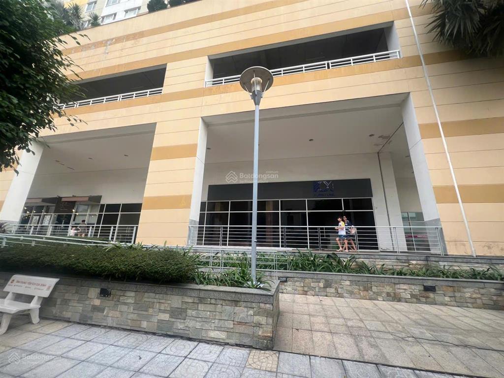 Cho thuê shophouse tropic garden 277m2.  0902 705 *** thanh