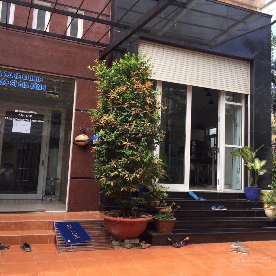 Cho thuê phòng biệt thự thảo điền 25m2 đường quốc hương.  0902 705 ***