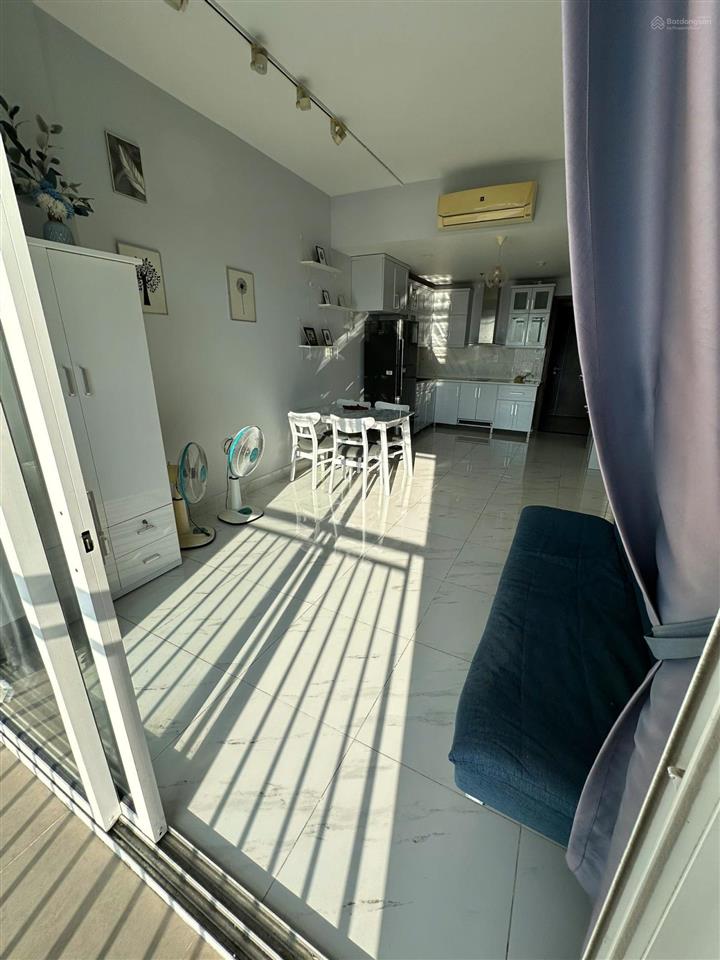 Cho thuê 2pn tropic garden 83m2 ko nội thất 18tr net.  0902 705 ***