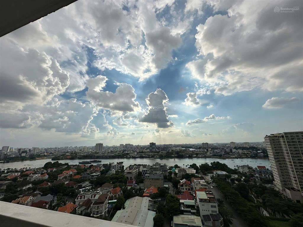 Cho thuê 2pn tropic garden 83m2 ko nội thất 18tr net.  0902 705 ***