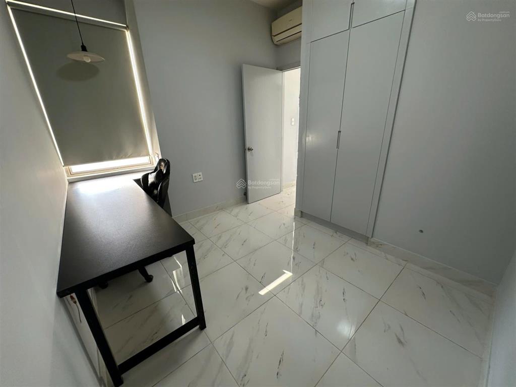 Cho thuê 2pn tropic garden 83m2 ko nội thất 18tr net.  0902 705 ***