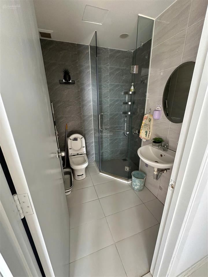 Cho thuê 2pn tropic garden 83m2 ko nội thất 18tr net.  0902 705 ***