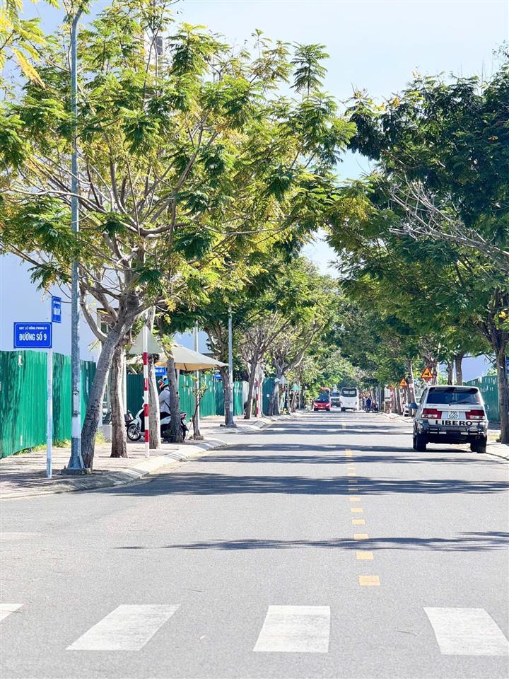 Bán nhanh lô ngang 8m xây full kinh doanh hướng sông kđt hà quang 2 . giá chỉ 69tr/m