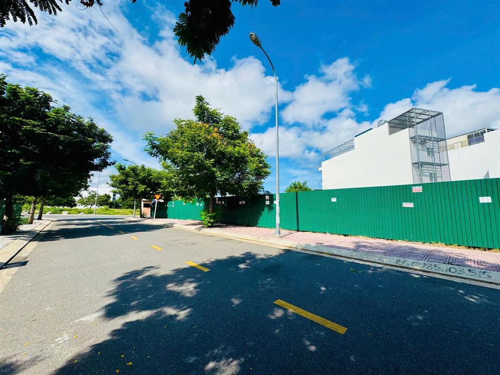 Chính chủ bán lô góc hướng sông kđt hà quang 2  giá chỉ 63tr/m