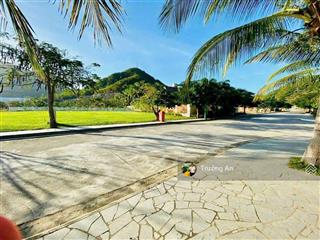 Bán lô biệt thự góc 2 mặt tiền kđt giáng hương