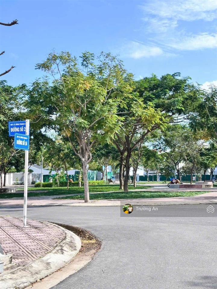 Duy nhất căn biệt thự 3 tầng đối diện công viên lớn kđt hà quang 2 dành cho khách vip thiện chí