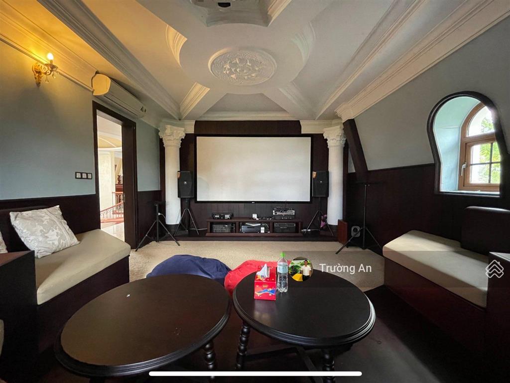 Hiếm căn biệt thự sổ hồng góc 3 mặt tiền công viên vip duy nhất kđt vĩnh điềm trung nha trang