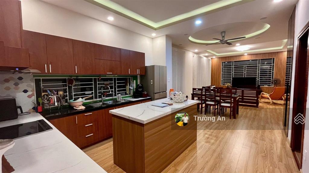 Giá bán rẻ 15 tỷ cần bán nhà biệt thự 3 tầng kđt mỹ gia gói 3  thái xuân