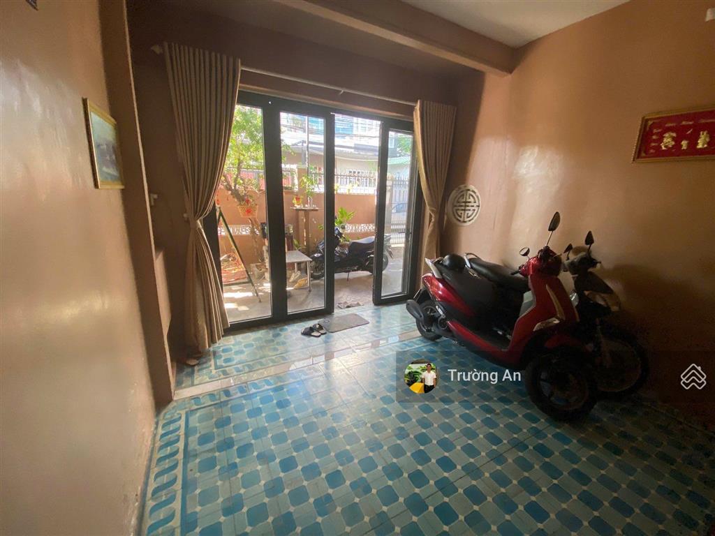 Bán nhà mặt phố phùng khắc khoan (ngang 13m) mặt phố kinh doanh trung tâm nha trang