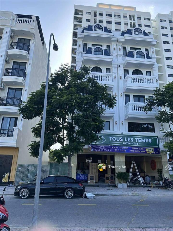 Siêu hiếm bán toà nhà 5 tầng ngang10m đối diện công viên lớn trung tâm kđt hà quang 1