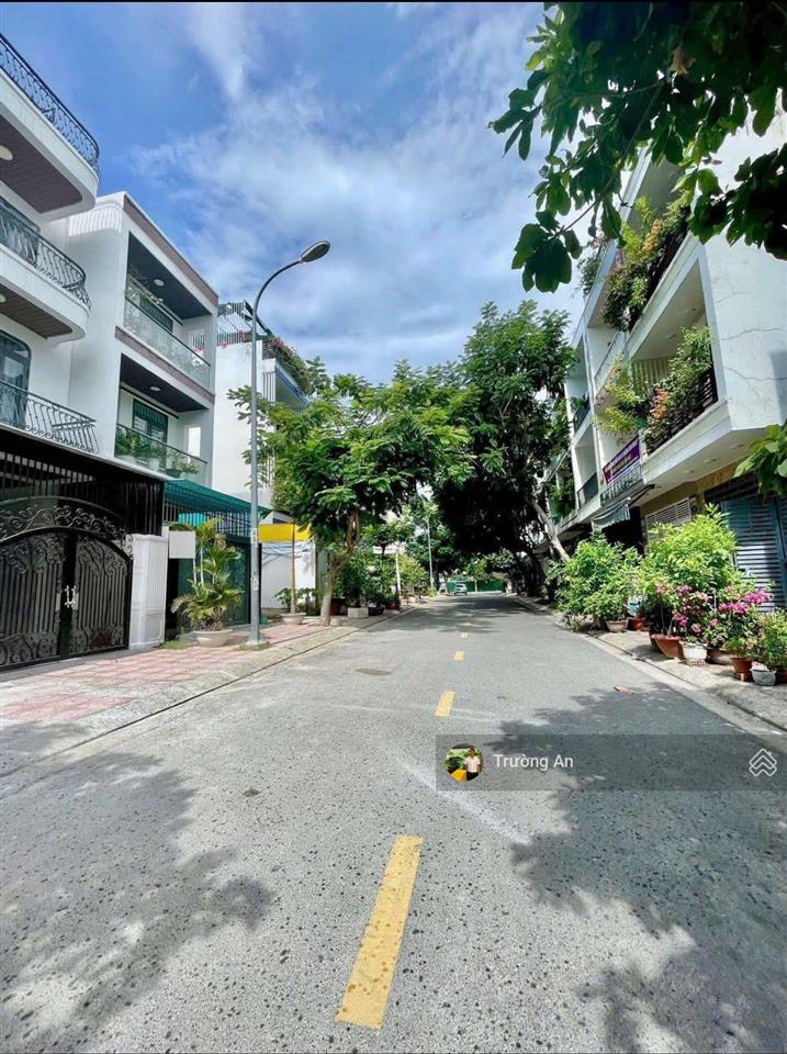 Giảm bán nhanh 5,9 tỷ/80m đường số 10 đẹp kđt lê hồng phong 2