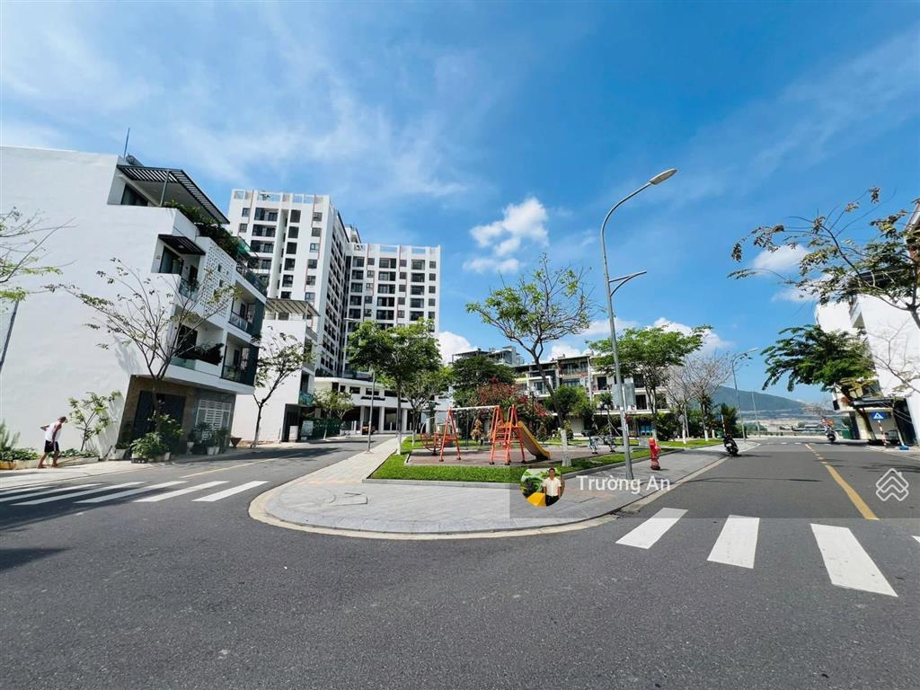 Giá 6,6 tỷ lô đẹp đối diện công viên gần chung cư kđt vcn phước long