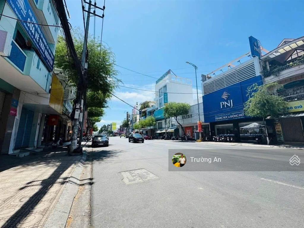 Cần bán nhà 3 tầng mặt tiền thái nguyên đối diện ga nha trang