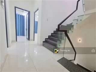 Bán nhà 3 tầng tại hẻm lạc long quân, phường phước tân tt nha trang