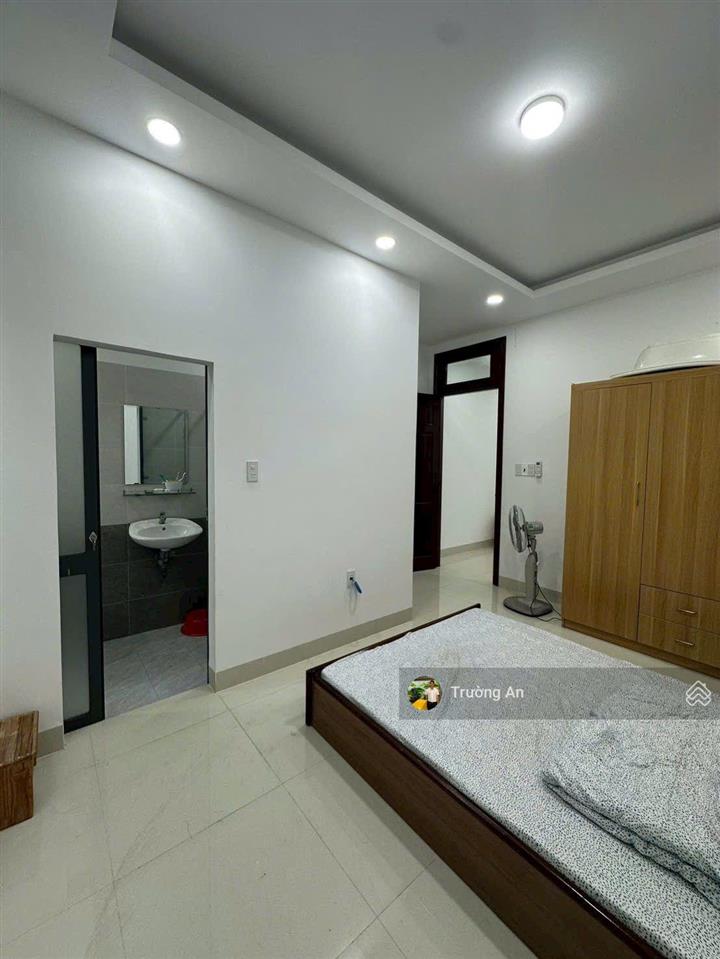 Bán nhà 2 tầng, 2 mặt tiền đường b9 vcn phước long 2. có sổ hồng