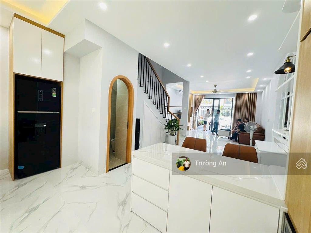 Bán nhà khu đô thị mỹ gia gói 8 the capella, có sẵn dòng tiền thuê 25 triệu/tháng