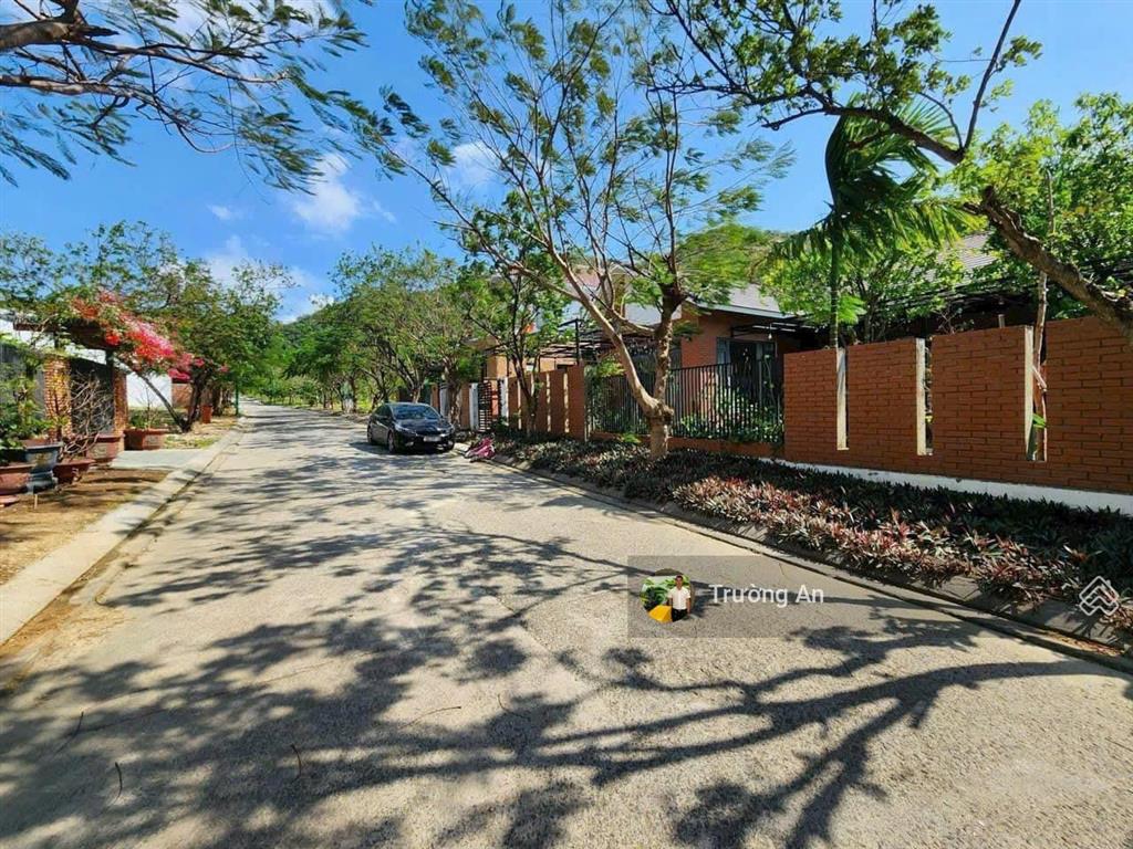 Bán đất kđt giáng hương, nằm trên đường phong châu giáp ven sông tắc và sun nha trang