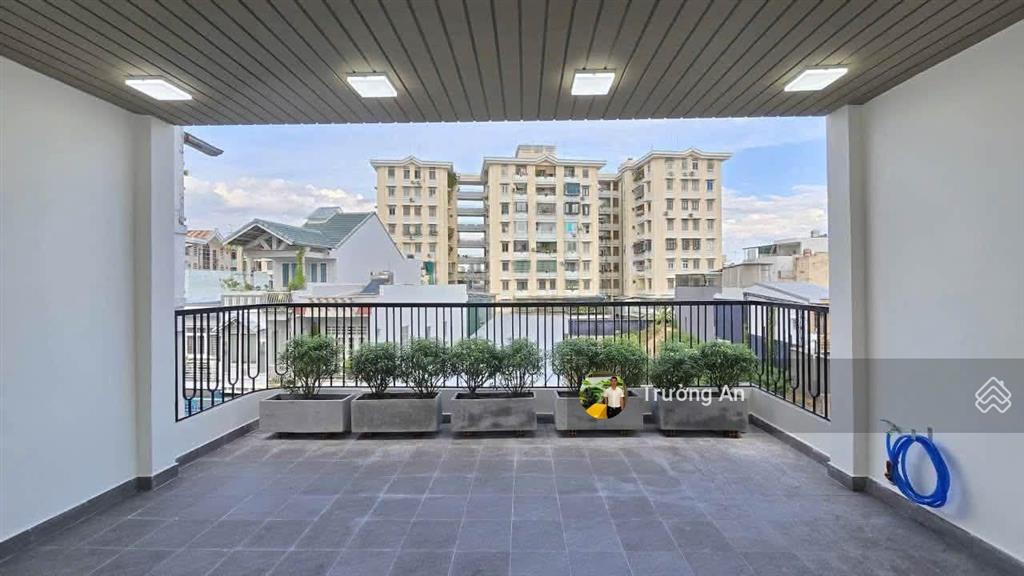 Bán nhà đẹp 3 tầng mặt tiền đường đồng nai, kinh doanh đẹp trung tâm nha trang