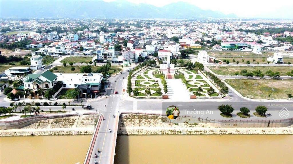 Siêu phẩm lô biệt thự mặt sông kđt nam sông cái. cần bán rẻ giá 21tr/m2