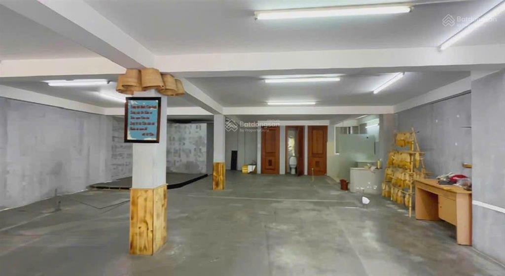 Bán nhà 4 tầng mặt tiền đường âu cơ, nha trang có diện tích 123m2 với ngang 9m