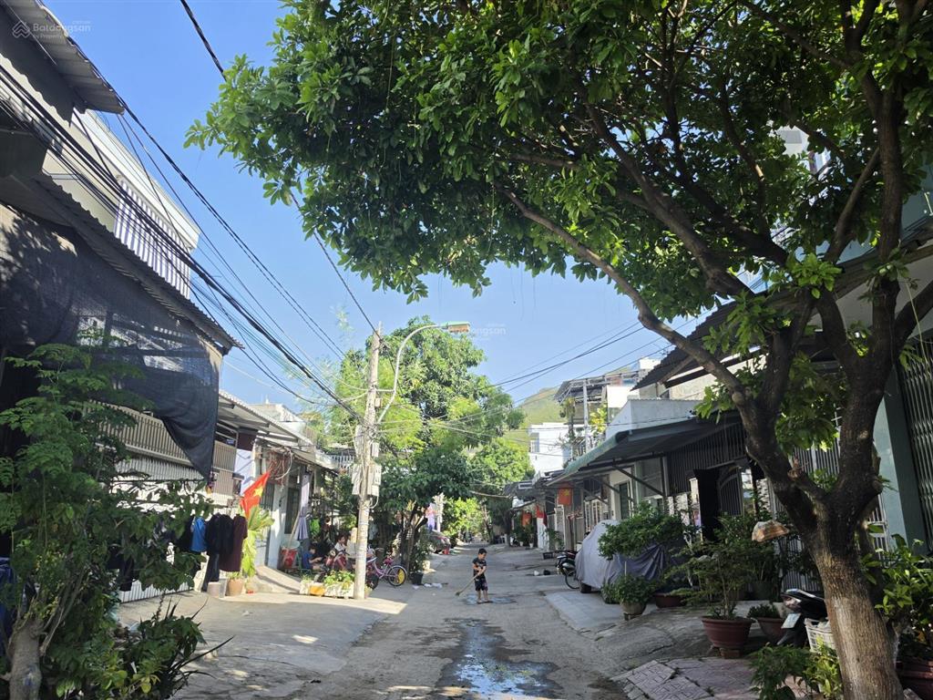 Bán đất 120m2 ngang 6m đường đào duy anh, hòn rớ gần cầu bình tân 43,3 triệu/m2