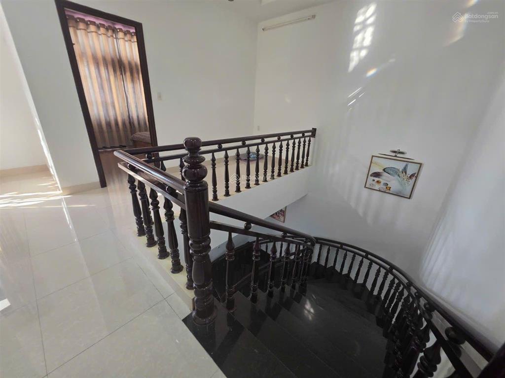 Bán nhà vườn 1 tầng đẹp với chiều ngang 9,78m hẻm chính 23/10 ngay vĩnh điềm trung