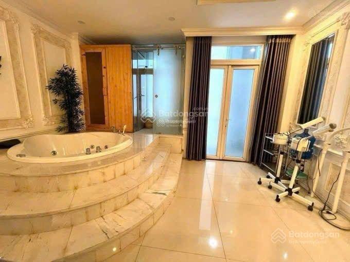 Nhà 4 tầng mặt tiền đường lê thánh tôn, nha trang. cần bán 31 tỷ