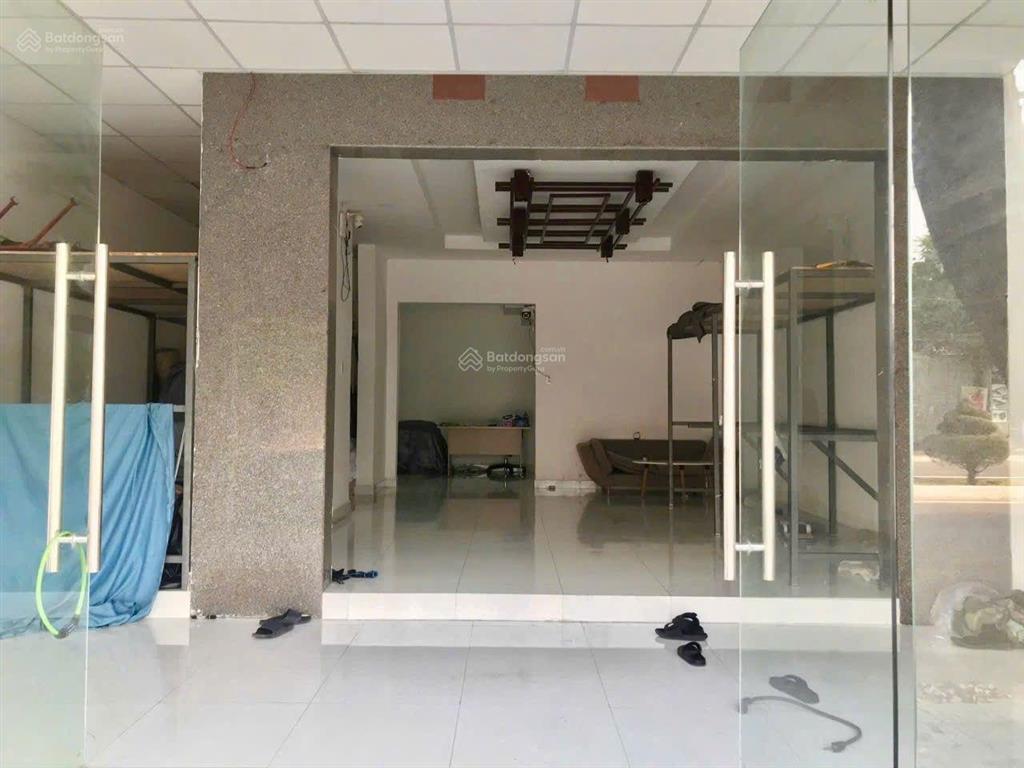 Cần bán nhà mặt tiền đường 23/10, vĩnh hiệp, nha trang.
