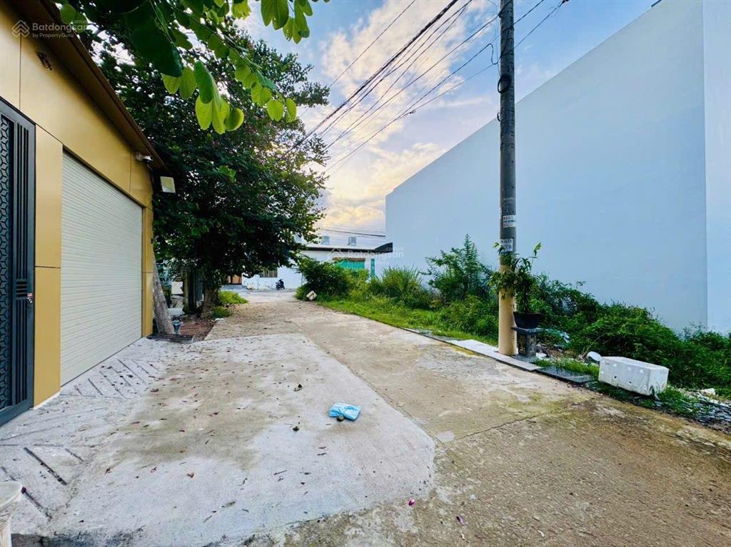 Bán đất vĩnh thạnh, diện tích 80m2, ngang 5m, hướng nam. gần đường lớn phú trung