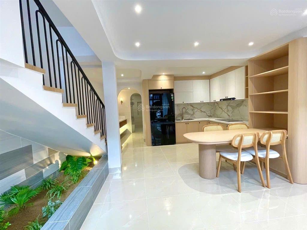 Cần chuyển nhượng nhà 3 tầng gần lê hồng phong và mã vòng trung tâm nha trang