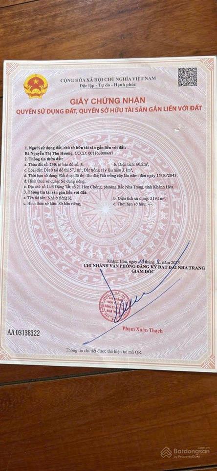 Cần bán căn nhà 4 tầng hẻm đặng tất, gần biển hòn chồng chỉ 200m
