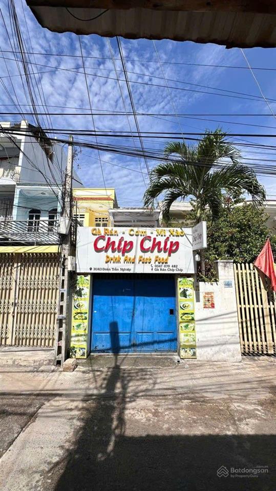 Cần bán nhà mặt tiền đường đoàn trần nghiệp , bãi biển hòn chồng nha trang