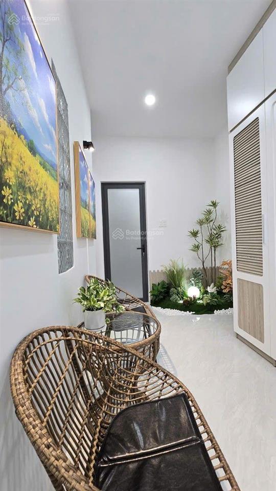 Siêu phẩm căn nhà phố 4 tầng hiện đại mặt đường hương sơn, kế bên vân đồn và biển nha trang