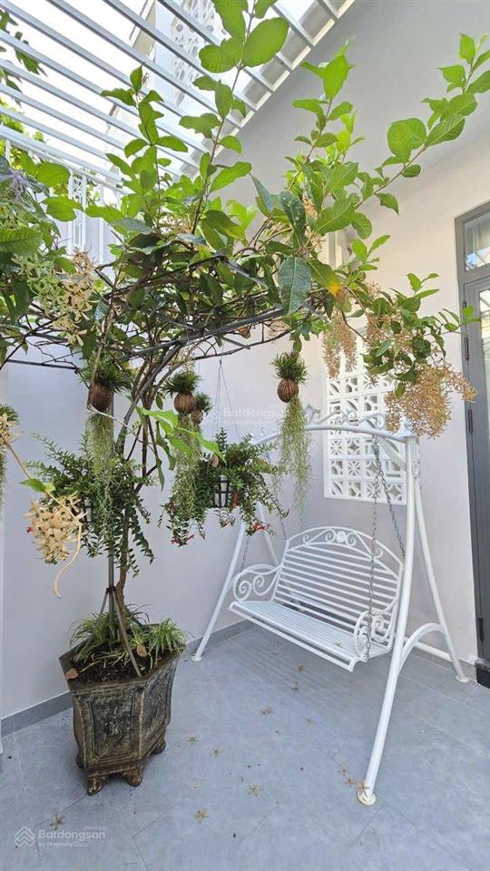Siêu phẩm căn nhà phố 4 tầng hiện đại mặt đường hương sơn, kế bên vân đồn và biển nha trang