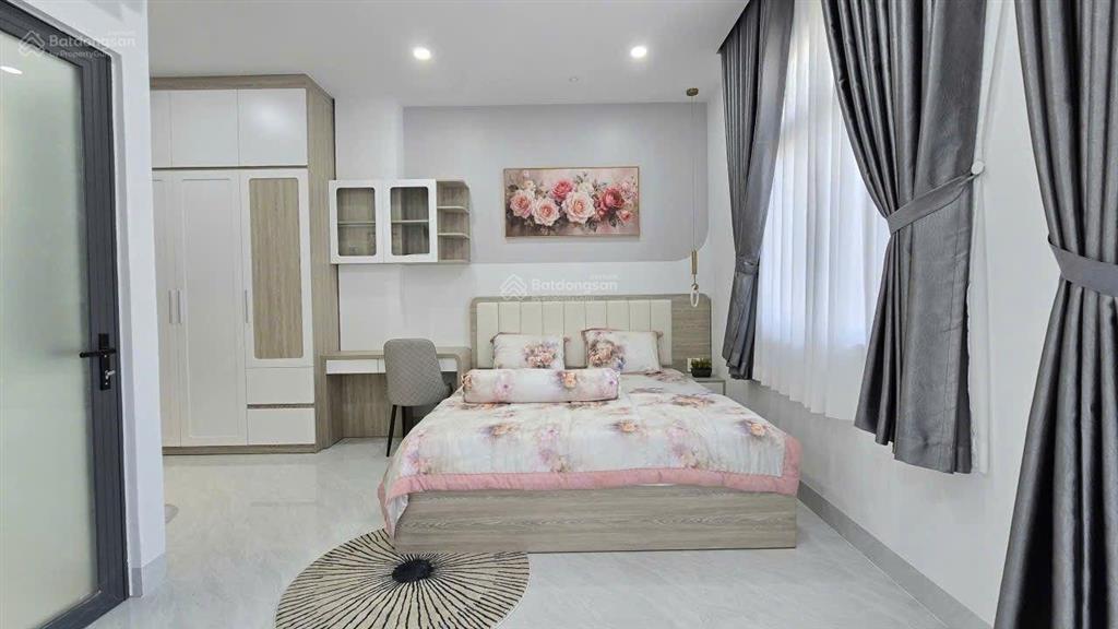 Siêu phẩm căn nhà phố 4 tầng hiện đại mặt đường hương sơn, kế bên vân đồn và biển nha trang