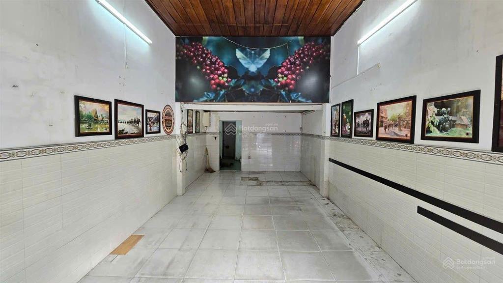 Bán nhà mặt tiền đường trần nguyên hãn giá chỉ 7,4 tỷ