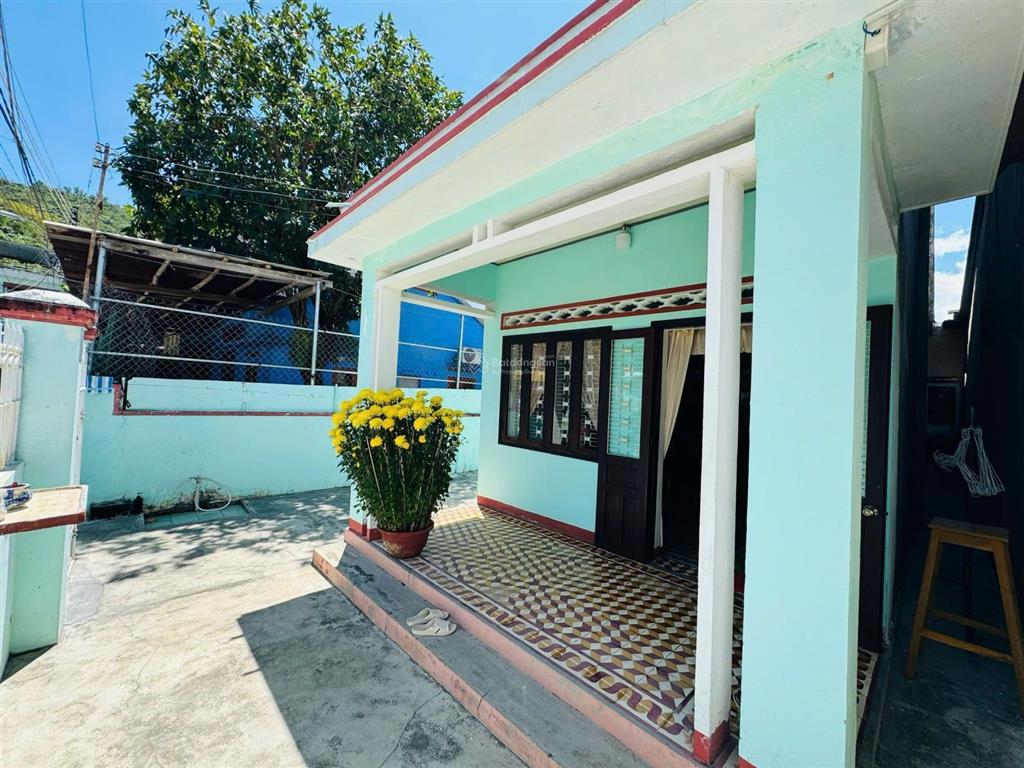 Cần bán rẻ căn nhà (ngang 7,2m) gần tô hiệu, biển trần phú nha trang