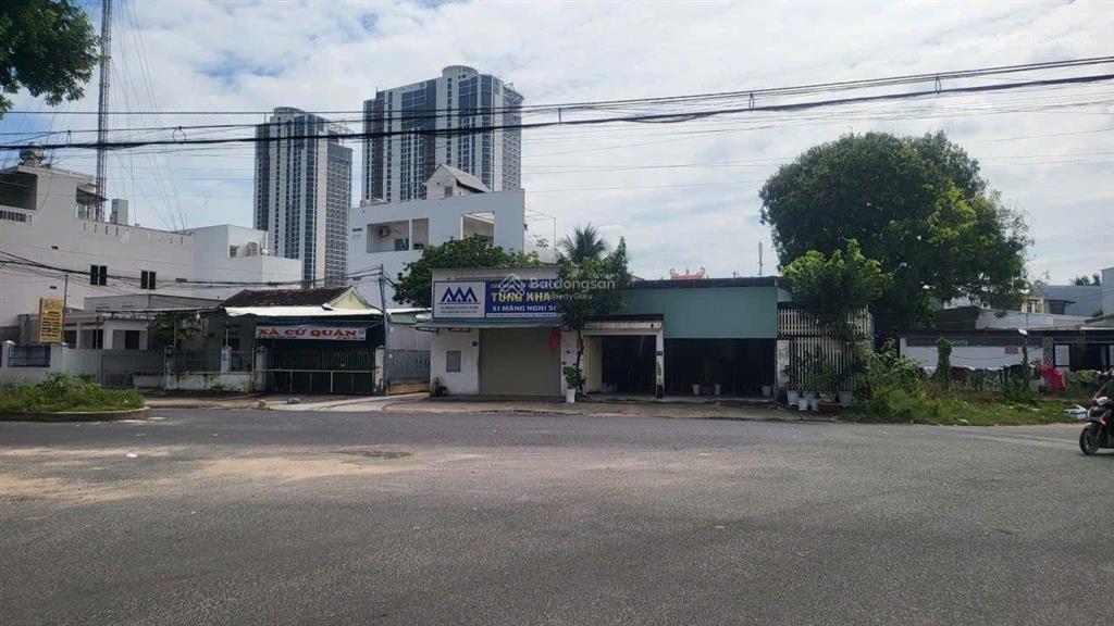 Bán lô góc 2 mặt tiền thân nhân trung và trần khát chân. hiếm có gần biển bắc nha trang