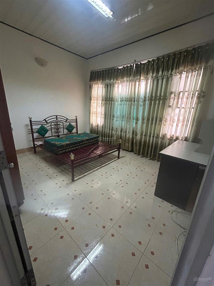 Cần bán căn biệt thự sân vườn tại hẻm trần quý cáp, trung tâm nha trang